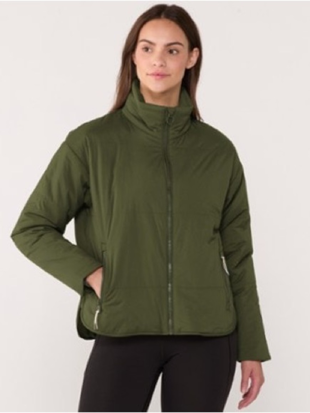 Vuori Women’s Canyon Insulated Jacket in Olive. Size L - Picture 3 of 8